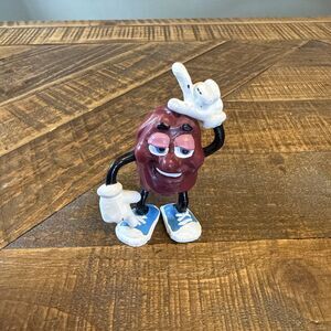 Vintage 1987 California Raisins Justin X Grape PVC Figure 3” Calrab Promo Toy